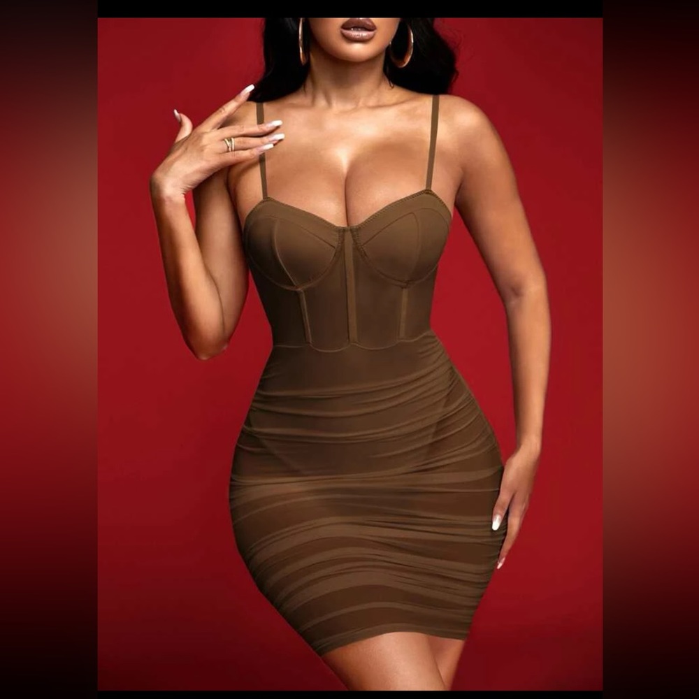 Contrast mesh ruched side bustier cami body on dress